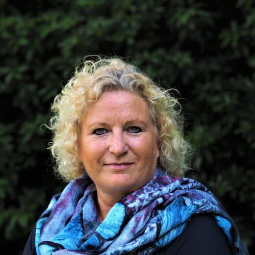 Uitvaartverzorger Schiedam - Sylvia Hoogendoorn